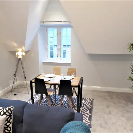 Apartment Town Hall Lofts,