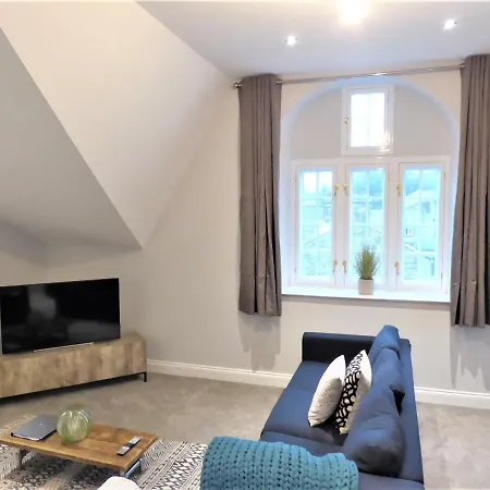 Town Hall Lofts, * Settle